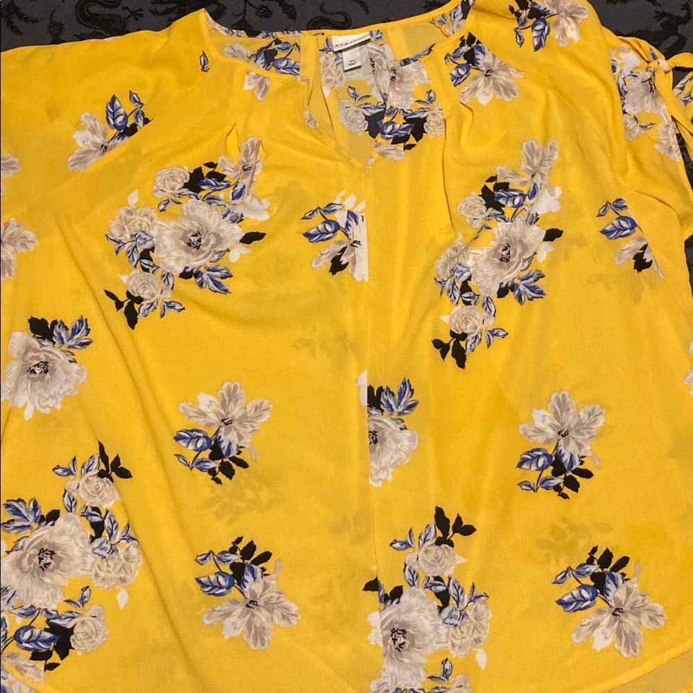 Ava &Viv-Cute Yellow Plus Size blouse.